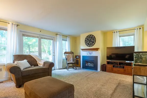 Holden, MA 01522,7 Village Way #7