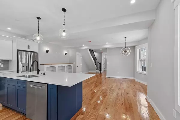 Salem, MA 01970,67 Essex St #1