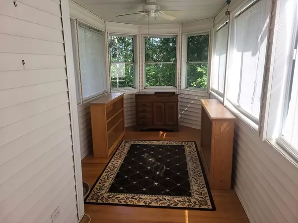Southbridge, MA 01550,15 Bruce Ln