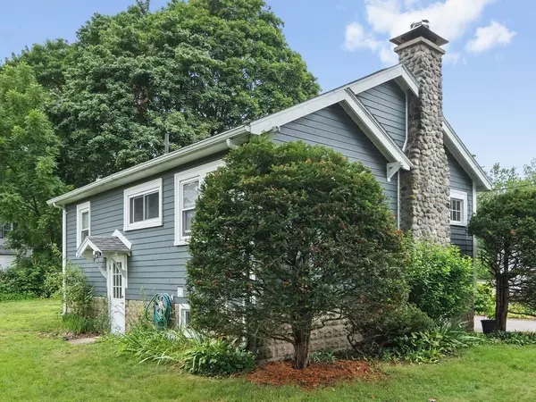 80 Bruce Road, Waltham, MA 02453