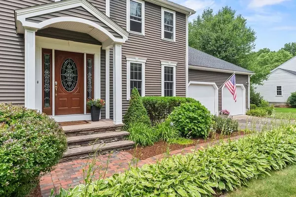 Mansfield, MA 02048,6 Echo Hills Dr