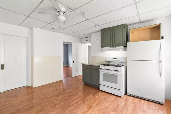 Worcester, MA 01610,18 Fairbanks