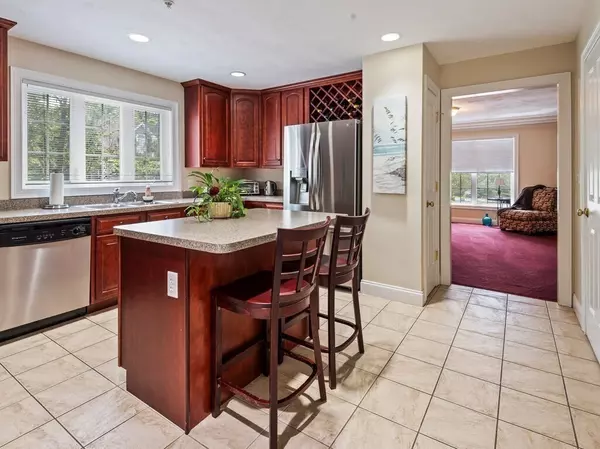 Rutland, MA 01543,32 Pommogussett Rd #1