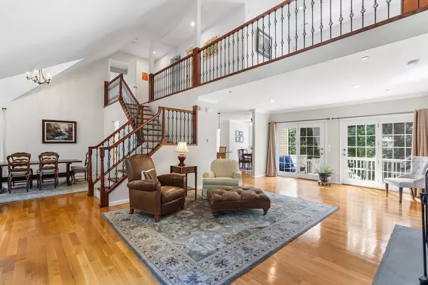 North Andover, MA 01845,105 Weyland Cir