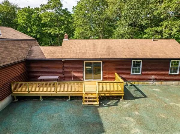 Berkley, MA 02779,55 Bryant St