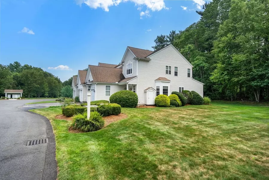 15 Bagnell Dr #15, Pembroke, MA 02359