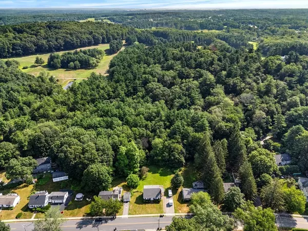 Amesbury, MA 01913,41 Madison St