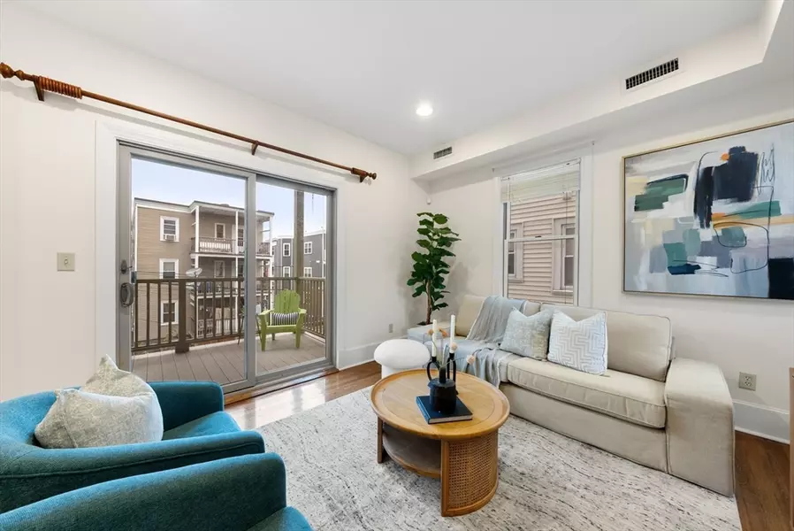 62 Romsey Street #2, Boston, MA 02125