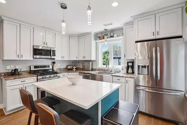 Hudson, MA 01749,35 Pope St #2