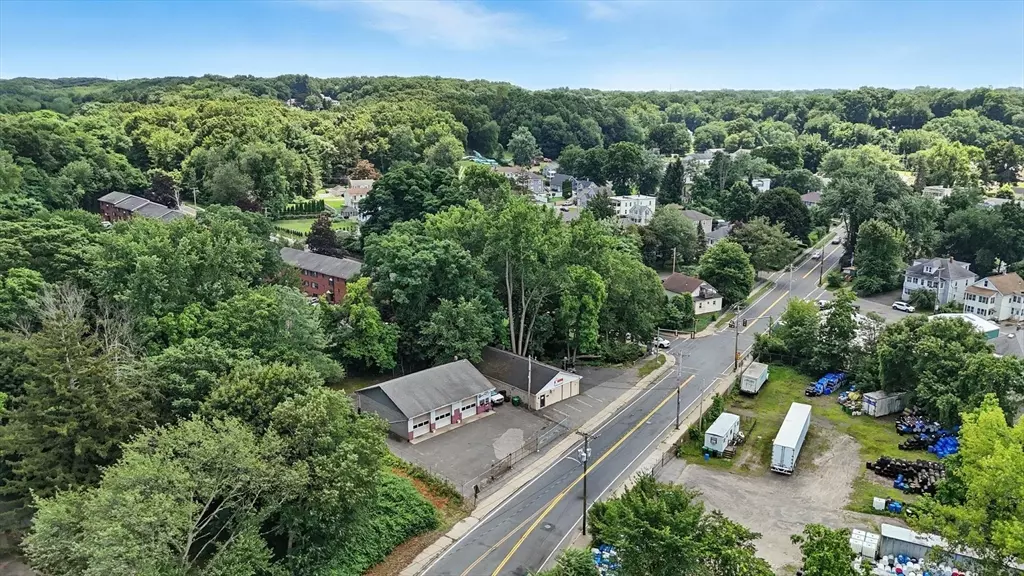 Chicopee, MA 01013,25 Yelle St