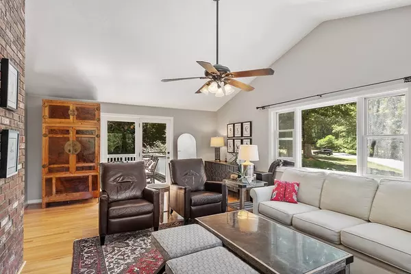 Sterling, MA 01564,16 Birch Dr