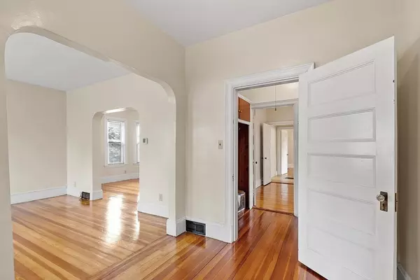 Chelsea, MA 02150,8-10 Lambert Ave