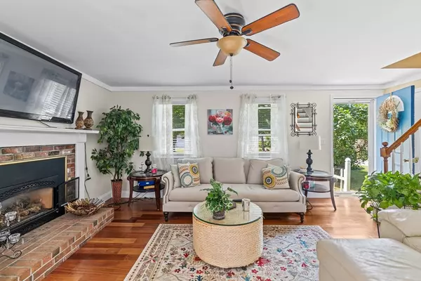 Barnstable, MA 02632,450 Skunknet Rd