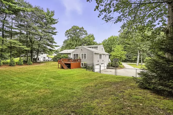 Foxboro, MA 02035,128 Beach St