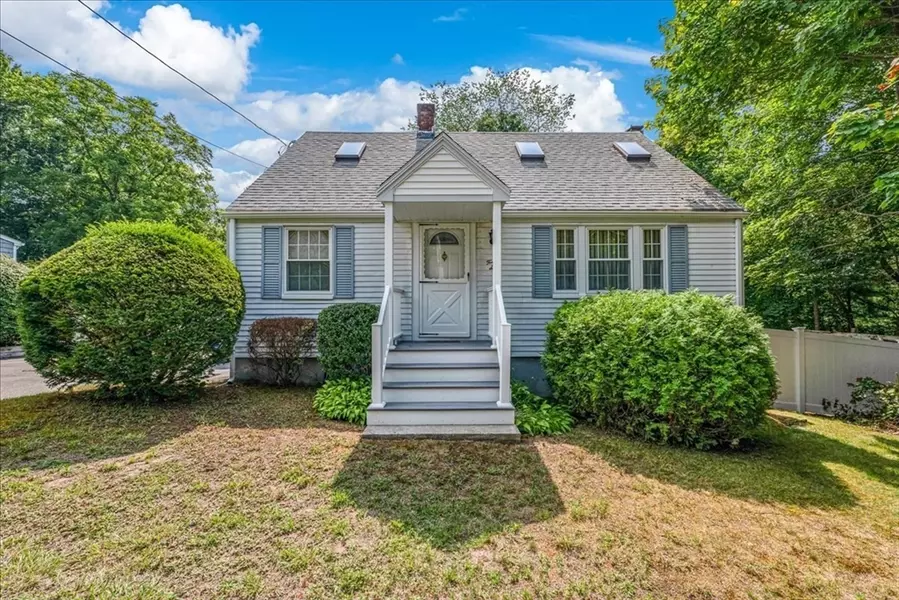 47 Washington Circle, Holbrook, MA 02343
