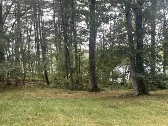 Andover, MA 01810,8 Penobscot Way