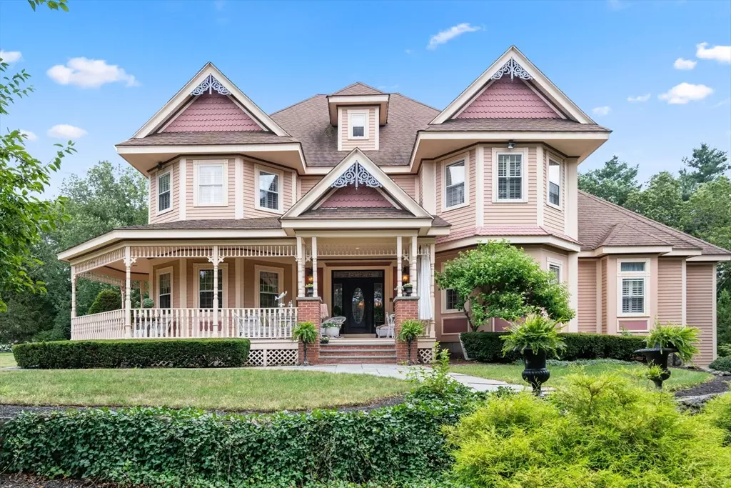 Hopkinton, MA 01748,2 Country Way