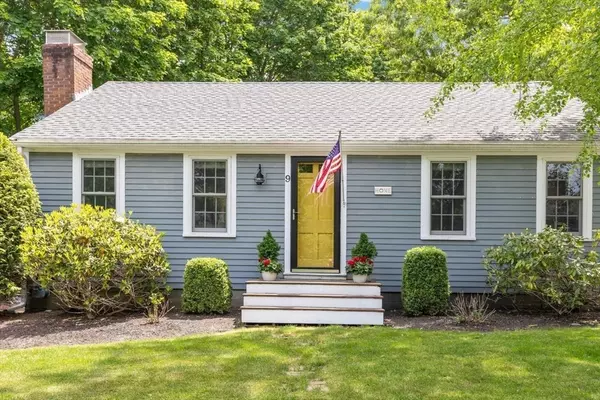 9 Fairview Ave, Scituate, MA 02066