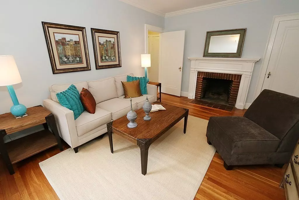 Cambridge, MA 02138,79 Martin Street #21