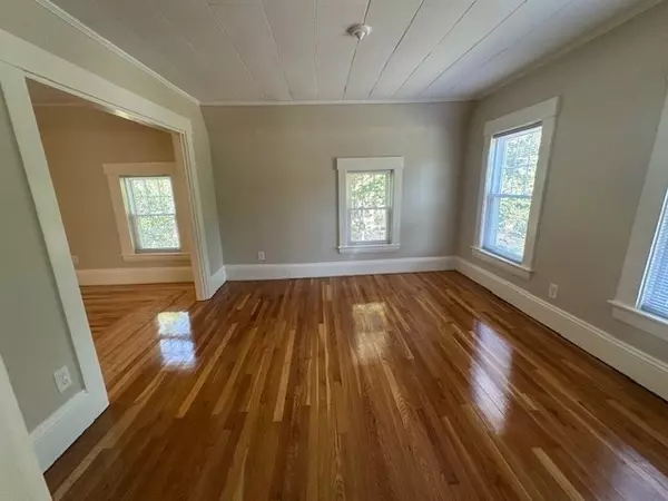 117 Salem #2, Reading, MA 01867