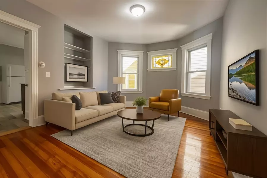 18 Chase St #3, Boston, MA 02125