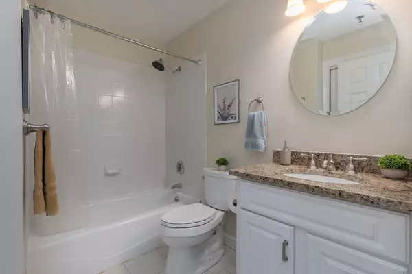 Boston, MA 02115,416 Marlborough St #303