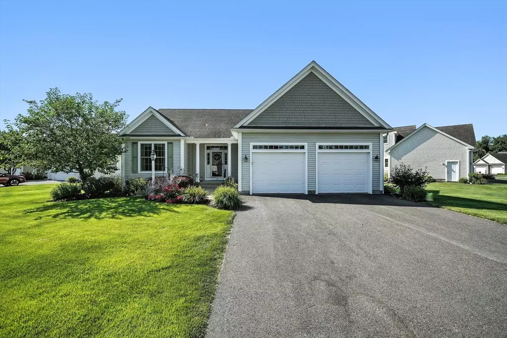 East Longmeadow, MA 01028,16 Broadleaf Circle #16