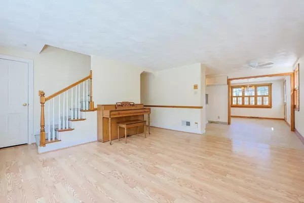 Boston, MA 02132,34 Salman St