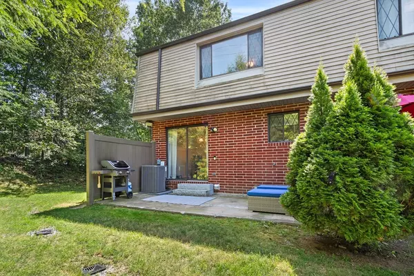 Haverhill, MA 01835,404 Farrwood Dr #404