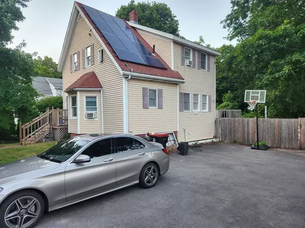 Brockton, MA 02301,71 Porter St