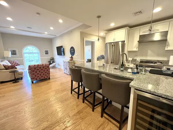 Boston, MA 02127,616 E 4th Street #305