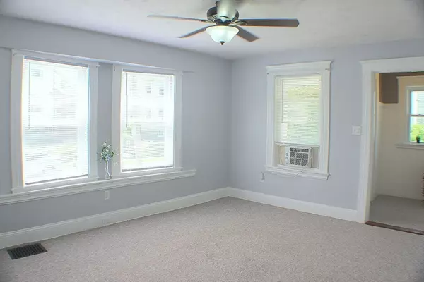Quincy, MA 02169,120 Glendale Rd #1
