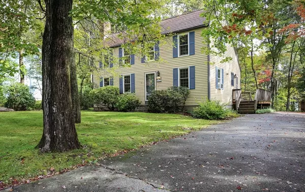 Shrewsbury, MA 01545,10 Karen Ave