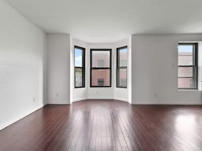 Boston, MA 02127,158 F St #3