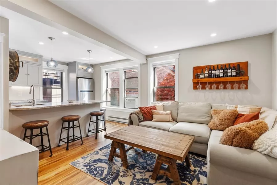 38-RA Charter St #6, Boston, MA 02113