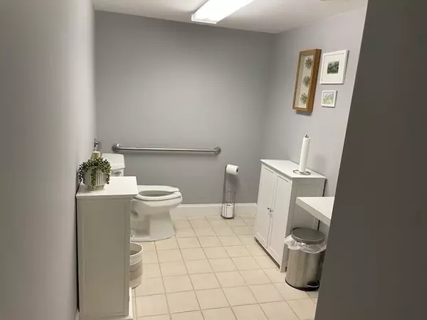 Andover, MA 01810,166 North Main Street