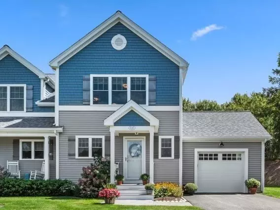 12 Ocean Pines #F, Bourne, MA 02562