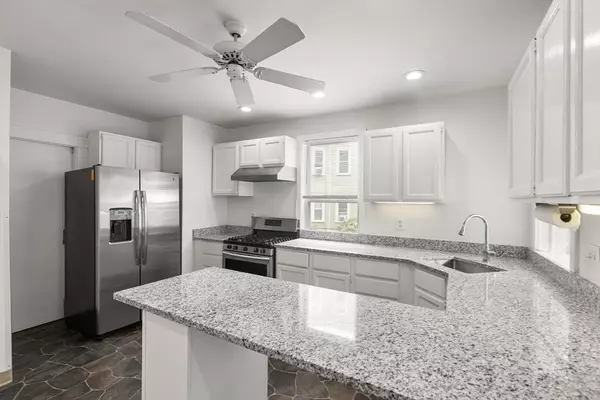 Boston, MA 02122,27 Dix St #1