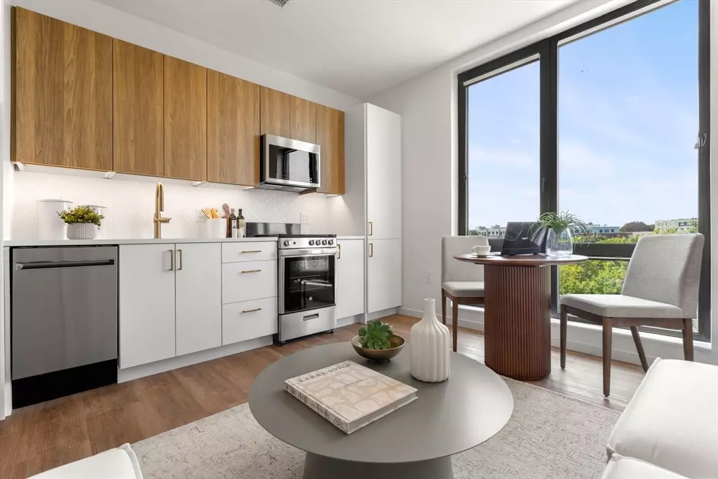 Boston, MA 02135,1525 Commonwealth Ave #201