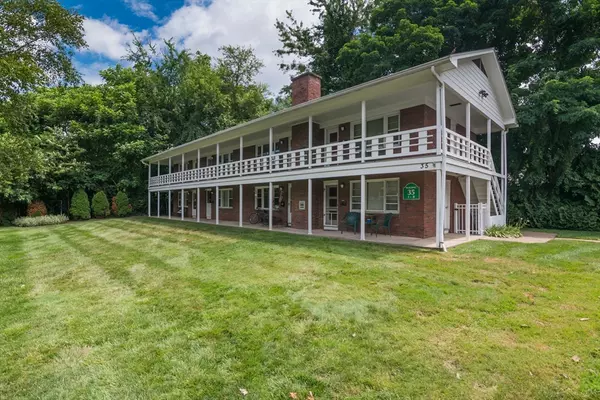 West Springfield, MA 01089,35 Park Ave #7