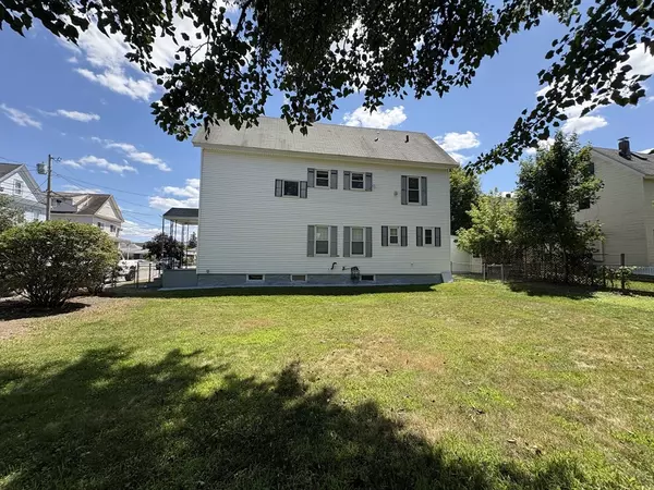 Lowell, MA 01854,160-162 Avon Street