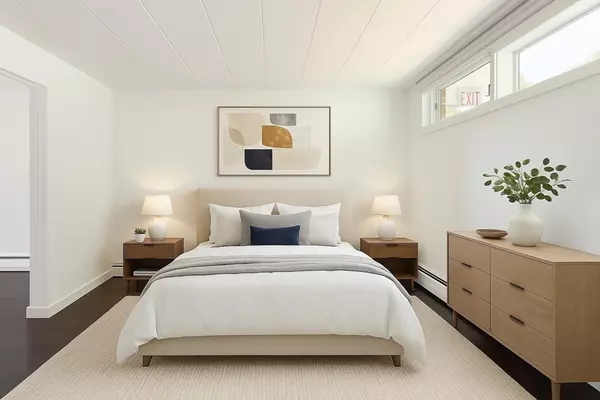 Cambridge, MA 02138,345 Harvard St #1F