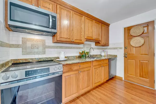 Chelsea, MA 02150,505 Washington Ave #48