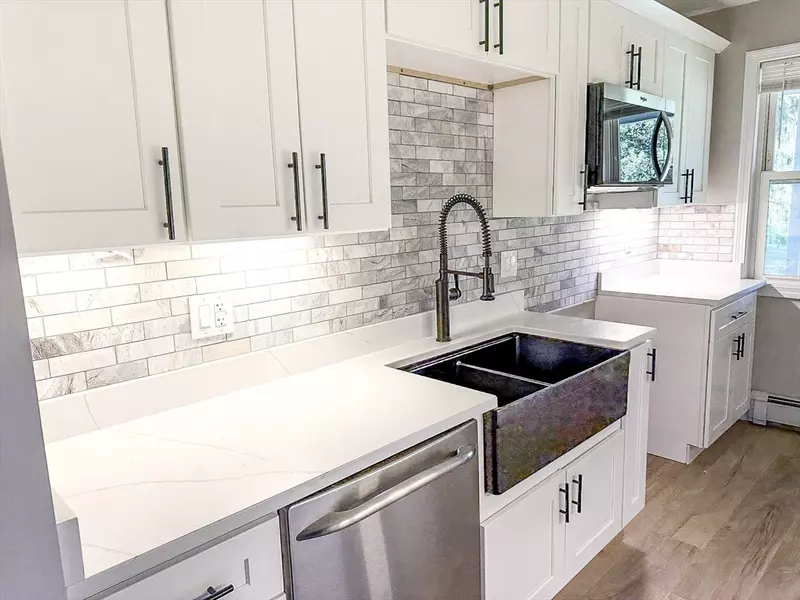 1132 W Boylston St #1, Worcester, MA 01606