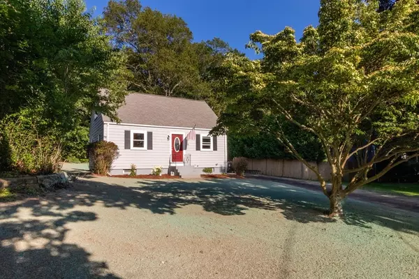 Foxboro, MA 02035,4 Highland Cir