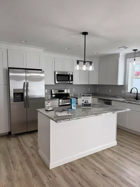 Taunton, MA 02780,321 Winthrop St #111