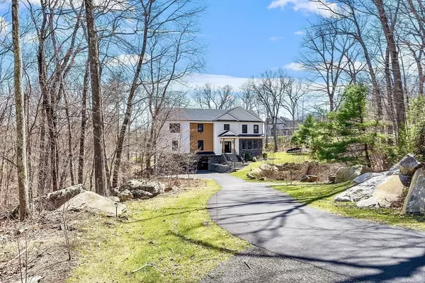 Hopkinton, MA 01748,1 Whisper Way