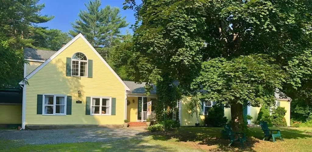Pembroke, MA 02359,27 High St. #1