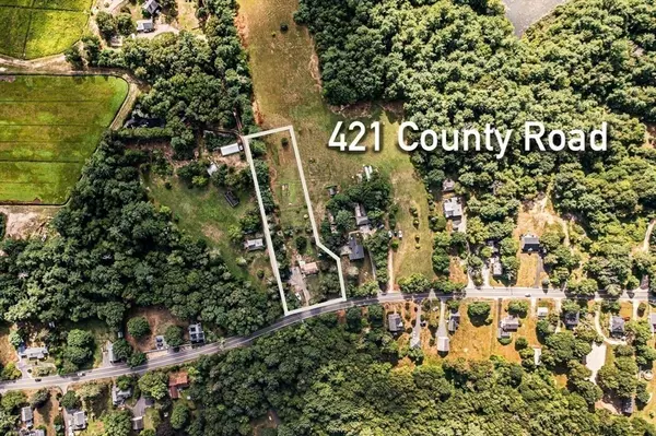 Rochester, MA 02770,421 County Rd