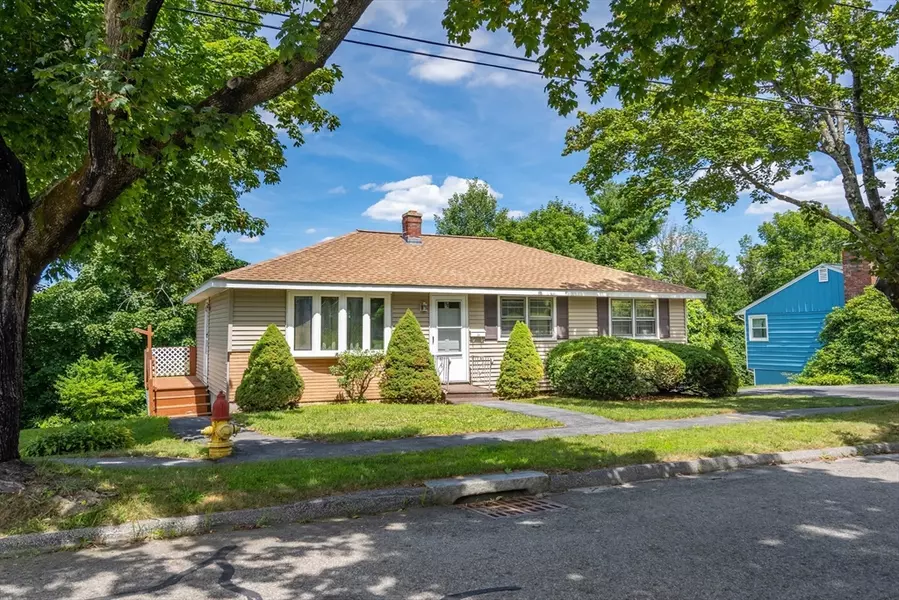 58 Wedgewood Rd, Worcester, MA 01602